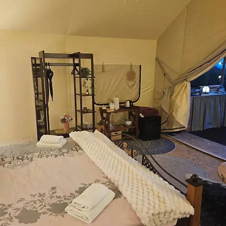 Glamping Tollendorf Luzicke Hory Luxuszelt