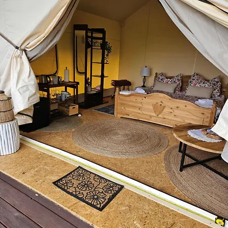 Glamping Tollendorf Luzicke Hory خيمة فخمة Jiřetín pod Jedlovou