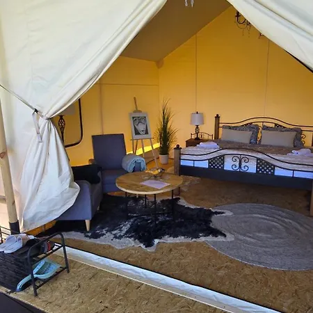 خيمة فخمة Glamping Tollendorf Luzicke Hory *